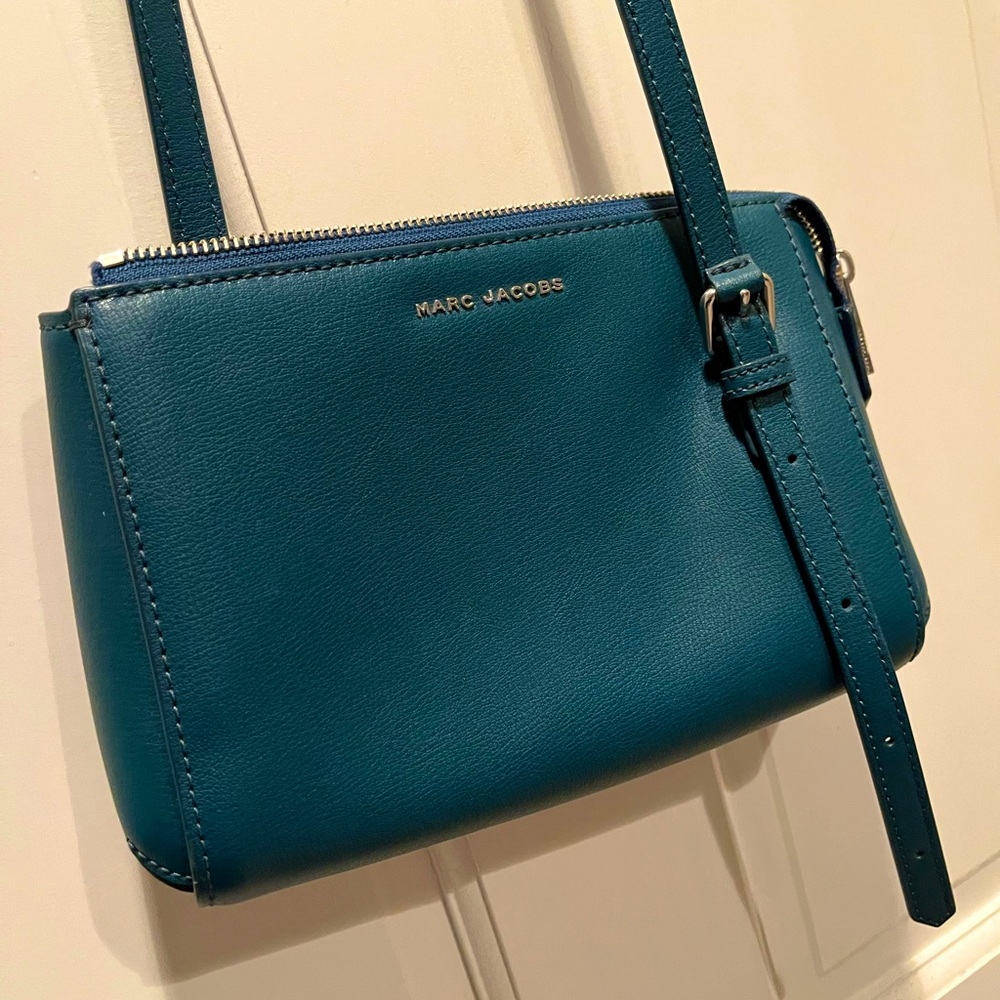 Marc Jacobs crossbody purse